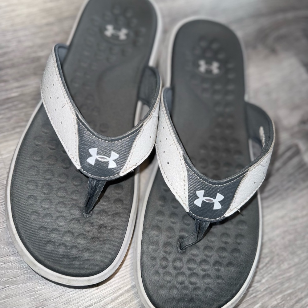 Under Armour Men Flip Flops - Gray